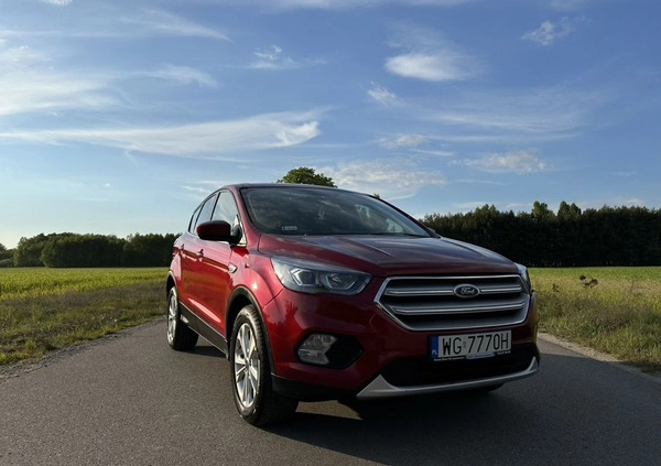 Ford Escape cena 74700 przebieg: 47000, rok produkcji 2019 z Trzebiatów małe 277